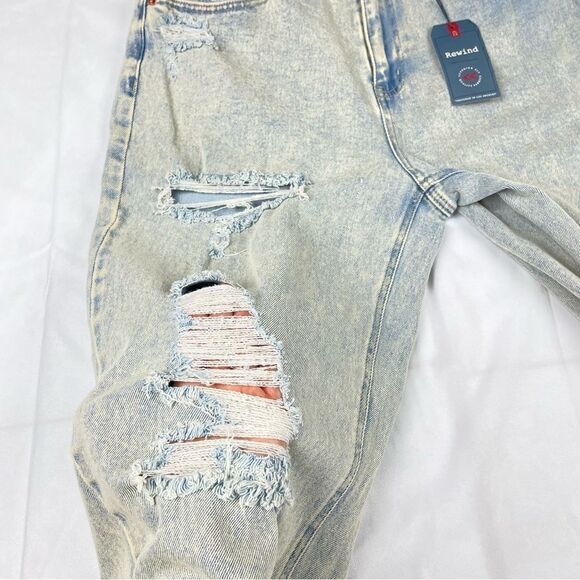 NWT Rewind - Distressed High Waisted Mom Jeans Size 11/30W - Picture 4 of 10